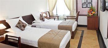 Hotel Pookodans International Kondotty Exterior foto